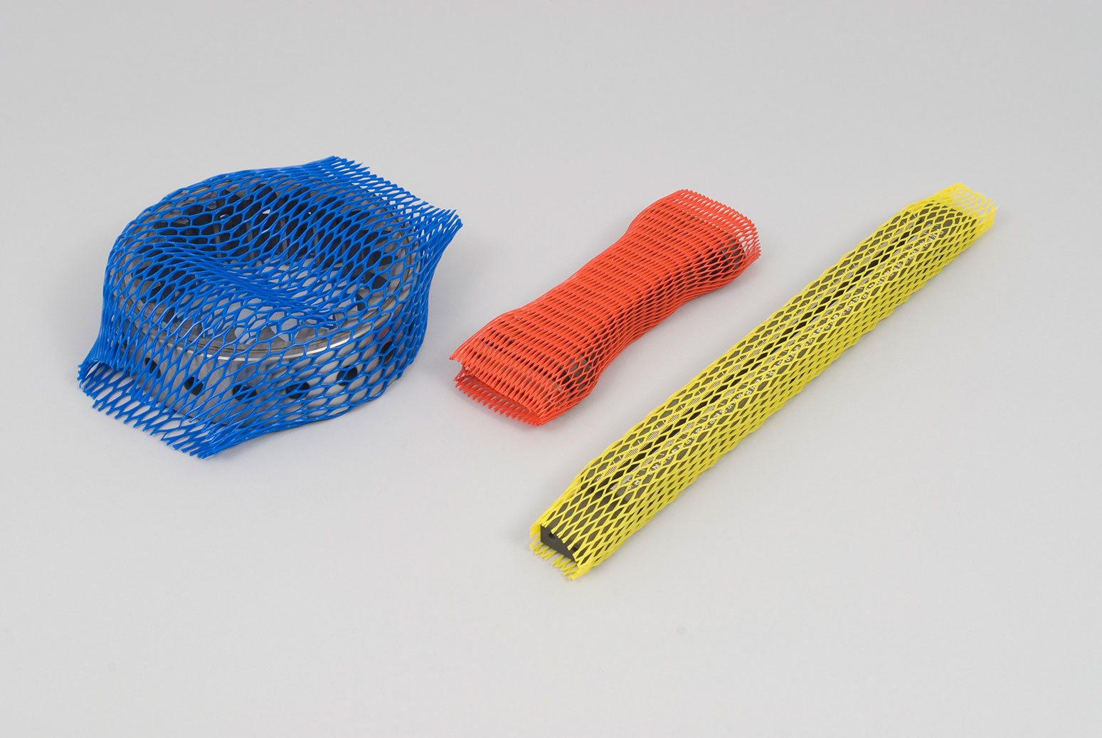 Kunststoff-Oberflächenschutznetze, orange blau und gelb